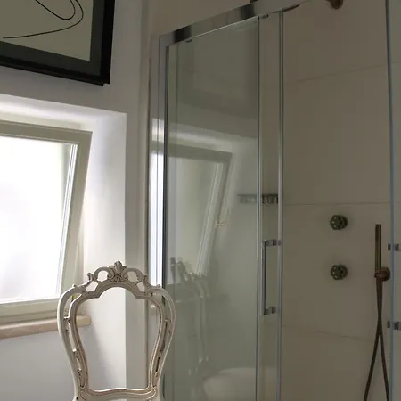 Oda ve Kahvaltı Torre Tresca