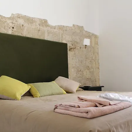 Torre Tresca Bed & Breakfast